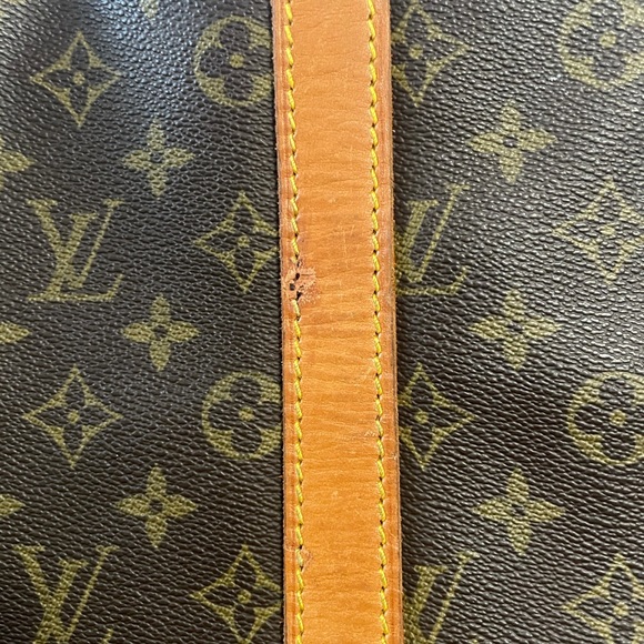 Louis Vuitton | Keepall 45 - Picture 14 of 16